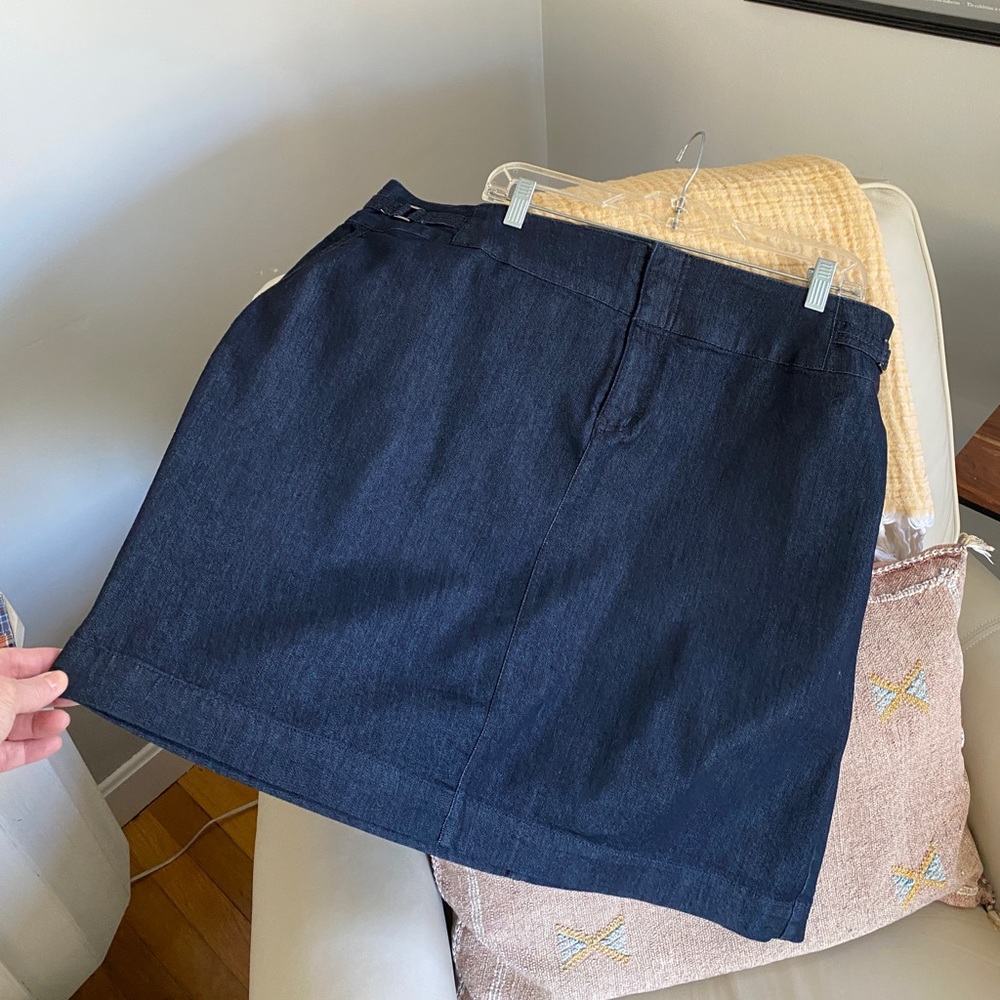 Roz & Ali Navy Mini Skirt